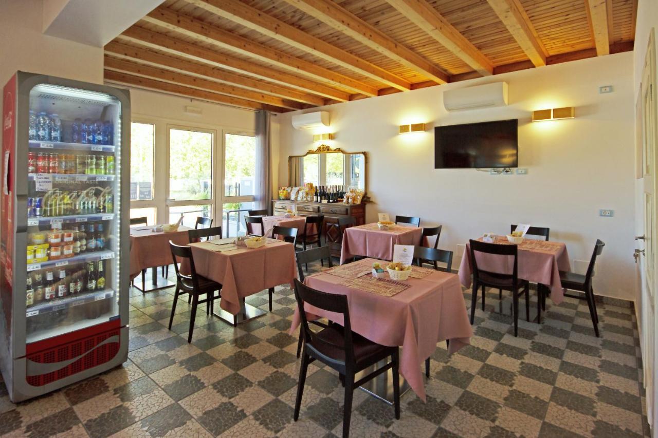 Il Sole Nel Mare - Lido Di Volano Bed and Breakfast Comacchio Eksteriør billede