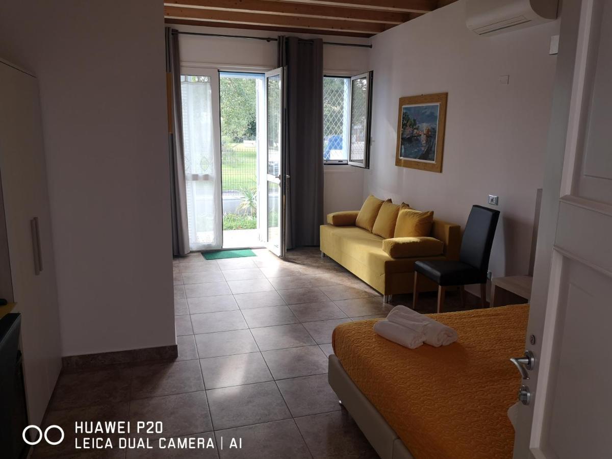 Il Sole Nel Mare - Lido Di Volano Bed and Breakfast Comacchio Eksteriør billede